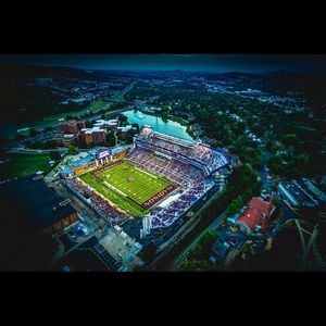 Meet your Posher, Brandon